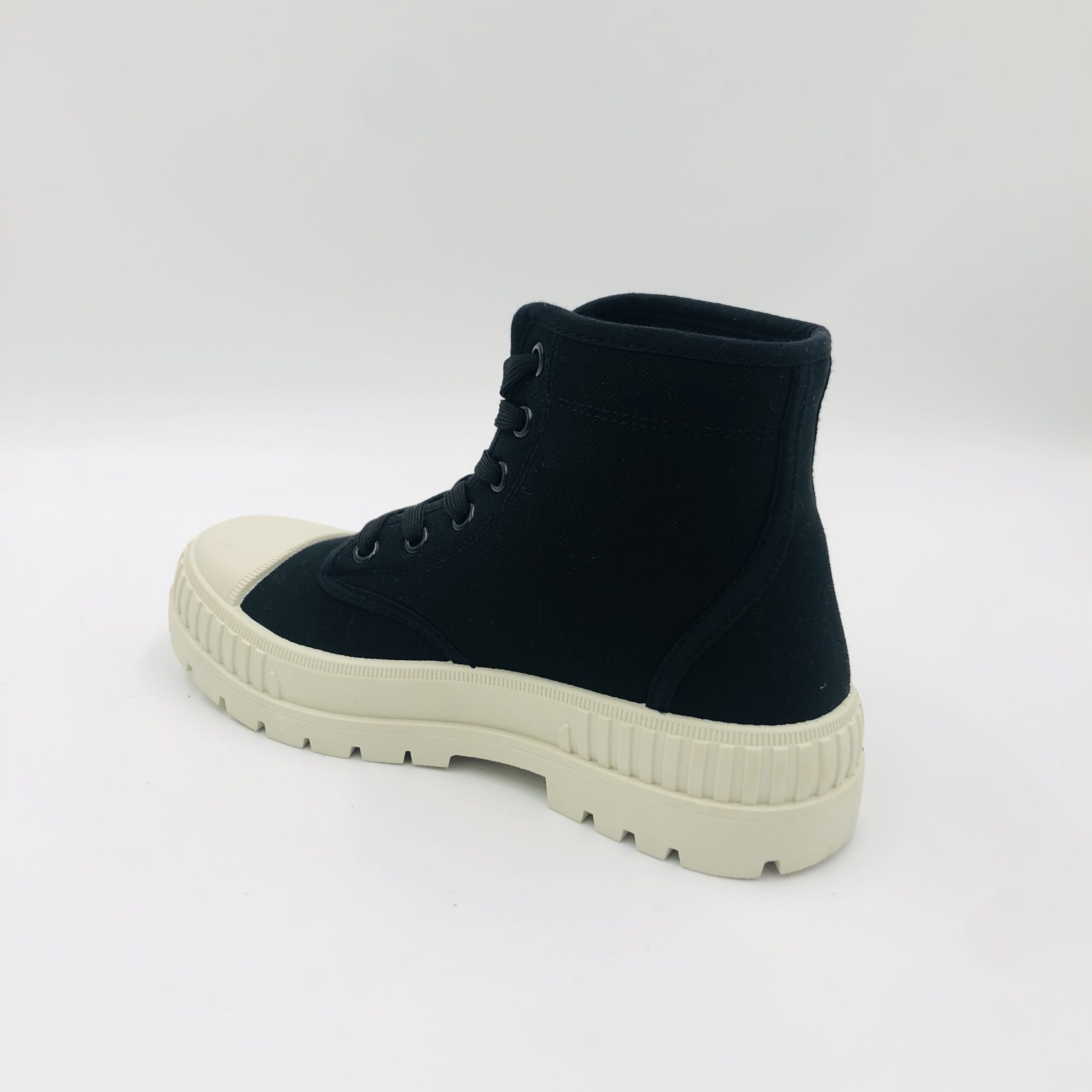 Soviet Ladies Phoenix Black/Cream Ladies Boot - Image 3