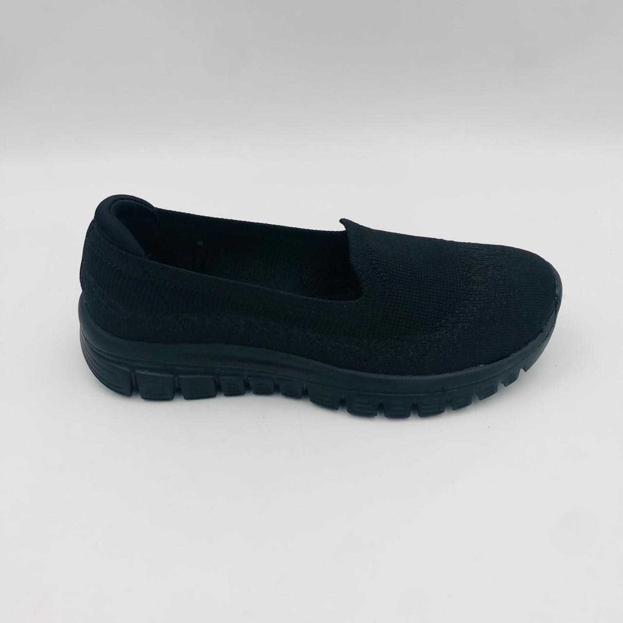 Skechers Graceful 100697 Black Ladies Sneaker - Image 2