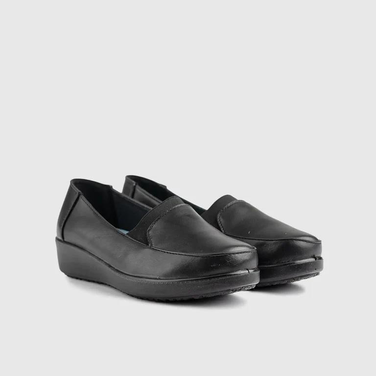 Soft Marilu By Hush Puppies Black Ladies Shoe