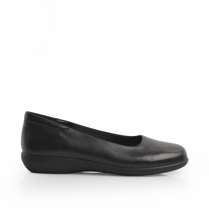 Green Cross 52419 Black Ladies Pump - Image 3