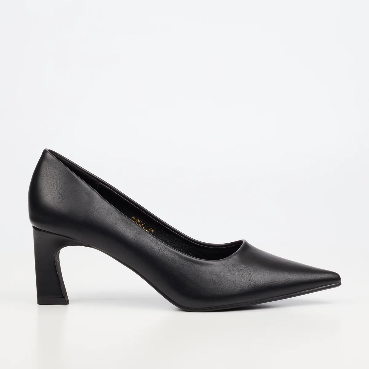 Butterfly Alesia 2 Black Ladies Pointed Black Heel - Image 2